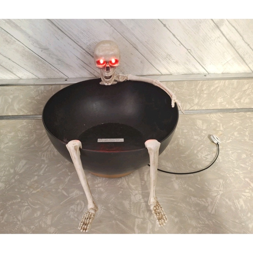 Gemmy Animated Halloween Red Eyes Talking Skeleton Skull Head Candy Bowl One Arm